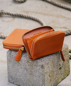 【Km】【AP2319007】【it】ADAMPATEK / shrink leather mini wallet/レザーミニウォレット　財布